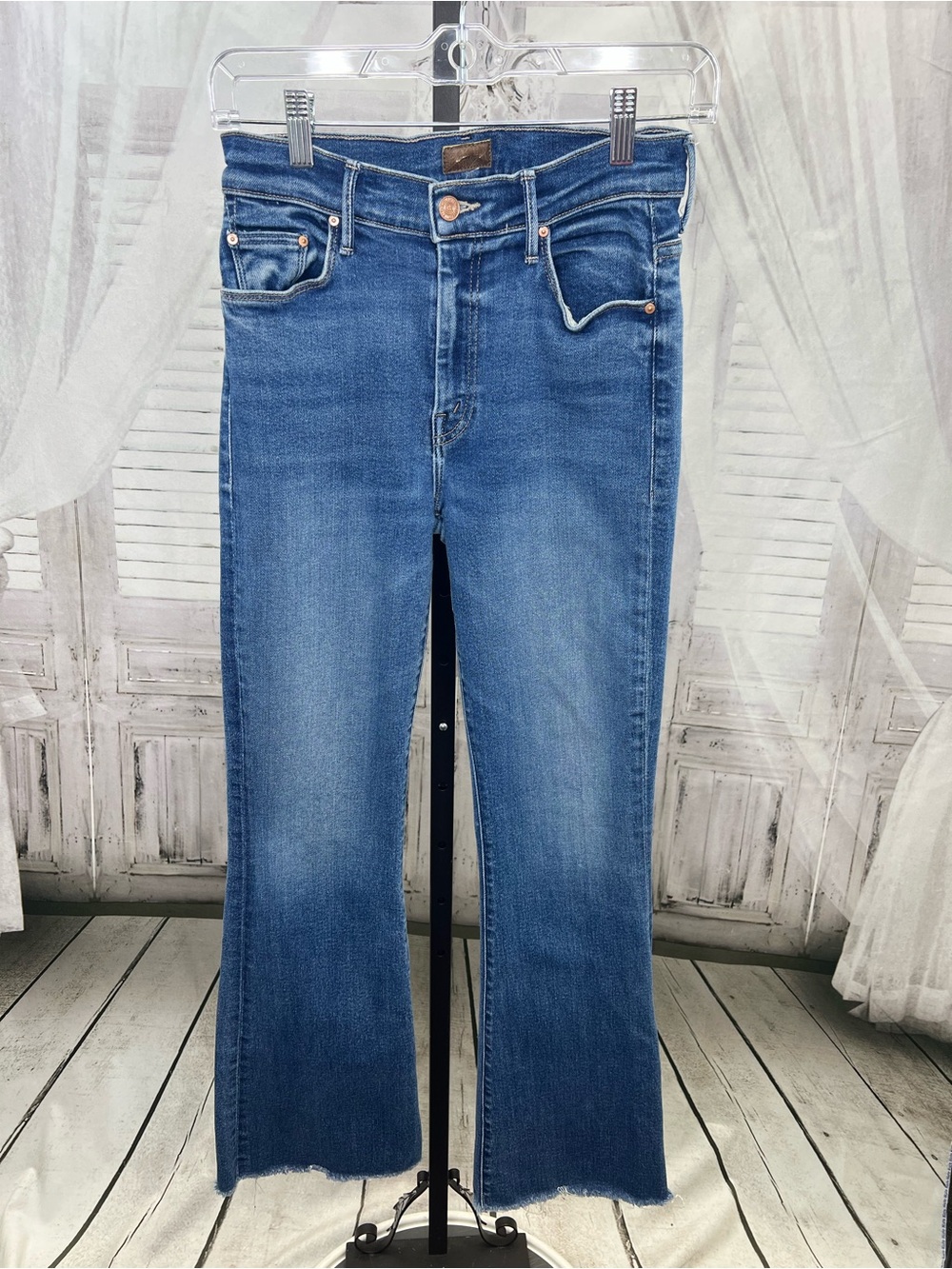 MOTHER The Weekender Fray Hem Jeans Take It Easy Wash Flare Stretch Denim 28 - Picture 2 of 14